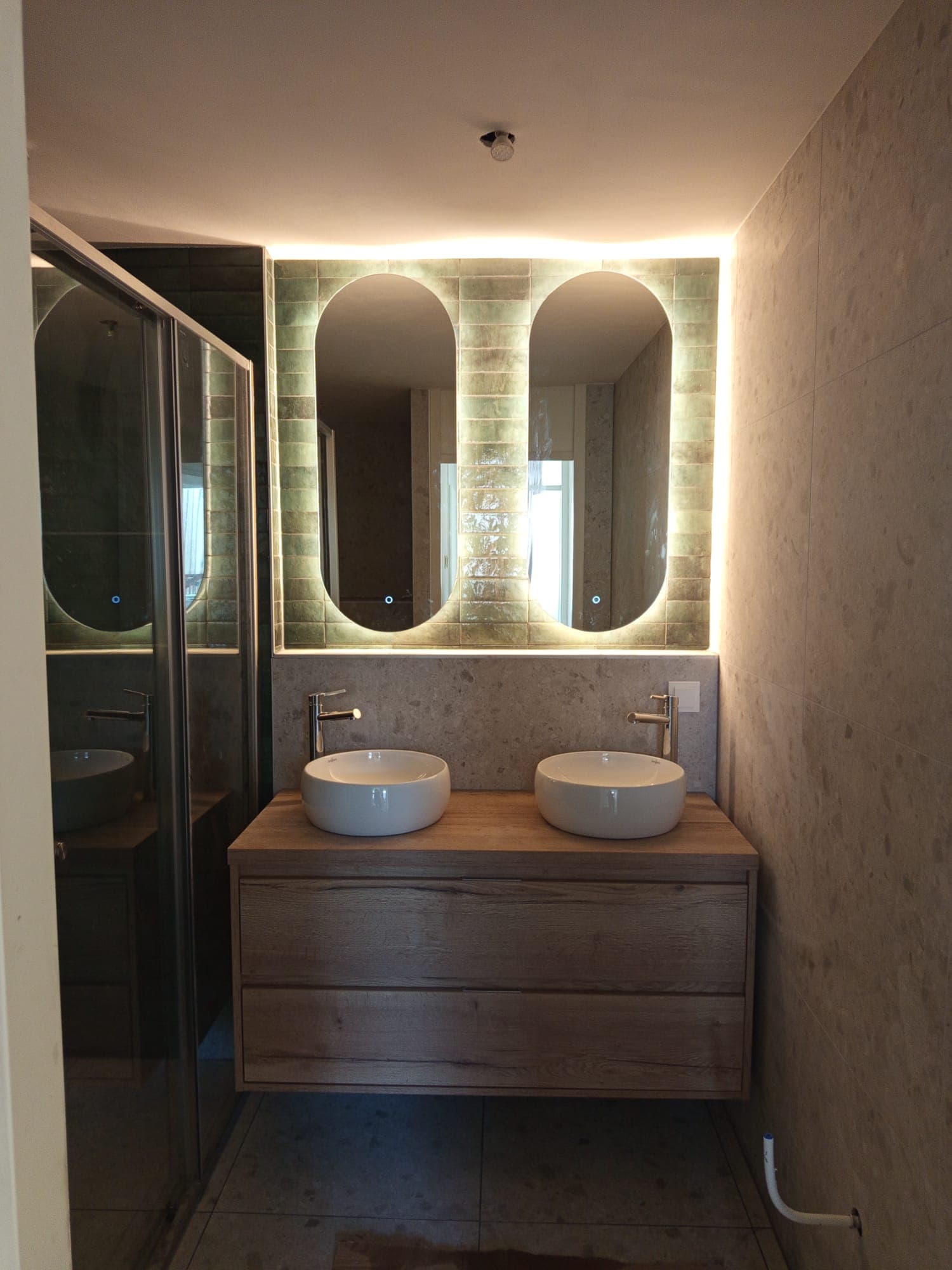 Volledige badkamer- en toiletrenovatie